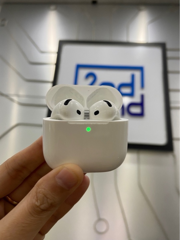 Tai nghe Airpods 4 - Bản Thường - Màu trắng - Ngoại hình: 97% - Body - Còn Bảo Hành Hãng Đến 03/06/2027