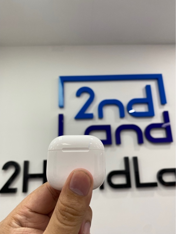 Tai nghe Airpods 4 - Bản thường - Màu trắng - Ngoại hình: 97% - Kèm Box