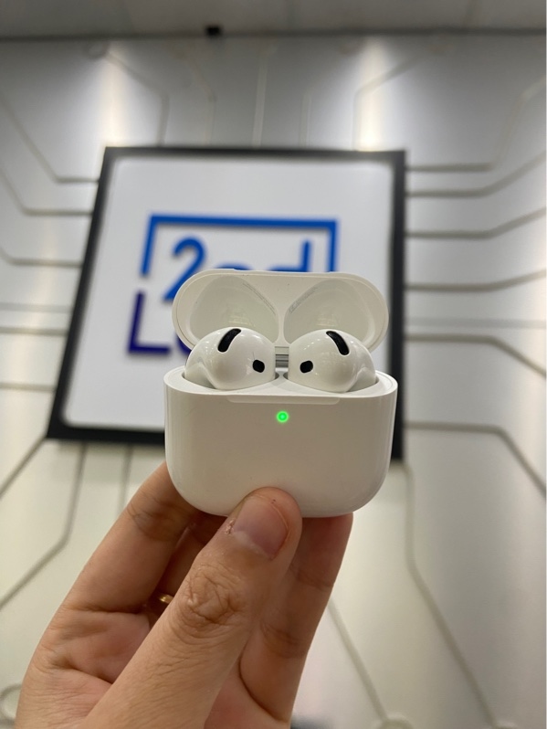 Tai nghe Airpods 4 - Bản thường - Màu trắng - Ngoại hình: 97% - Xước - Body