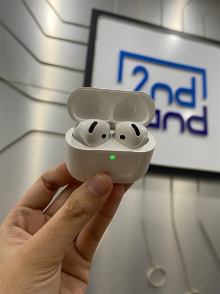 Tai nghe Airpods 4 - Bản thường - Màu trắng - Ngoại hình: 98% - Kèm Box 1