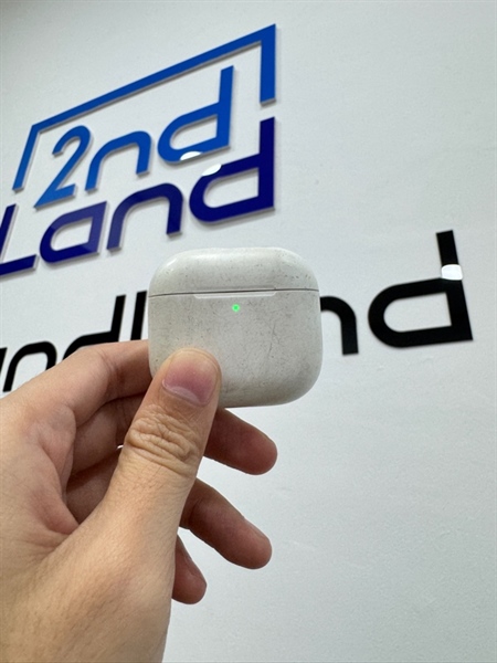 Tai nghe Airpods 4 - Màu trắng - Ngoại hình 92% - Trầy nhiều mic chập chờn , chất âm còn tốt- Body