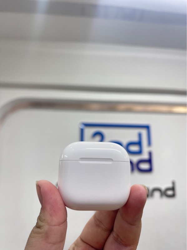Tai nghe Airpods 4 - Màu trắng - Ngoại hình 97.5% - Body