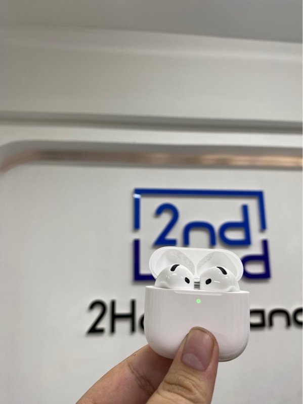 Tai nghe Airpods 4 - Màu trắng - Ngoại hình 97% - Body