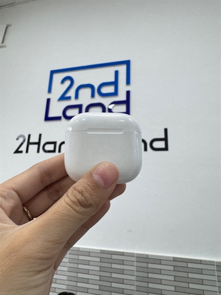 Tai nghe Airpods 4 - Màu trắng - Ngoại hình 97% - Trầy case - Body