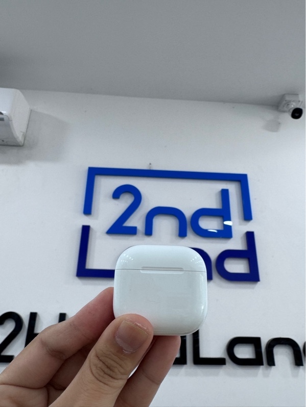 Tai nghe Airpods 4 - Màu trắng - Ngoại hình 98% - Body