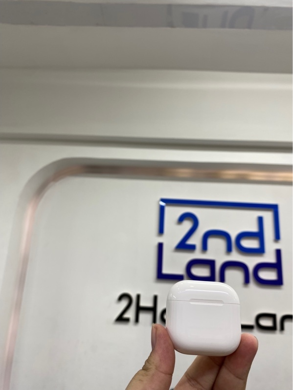Tai nghe Airpods 4 - Màu trắng - Ngoại hình 98% - Fullbox - Còn bảo hành 05/06/2027