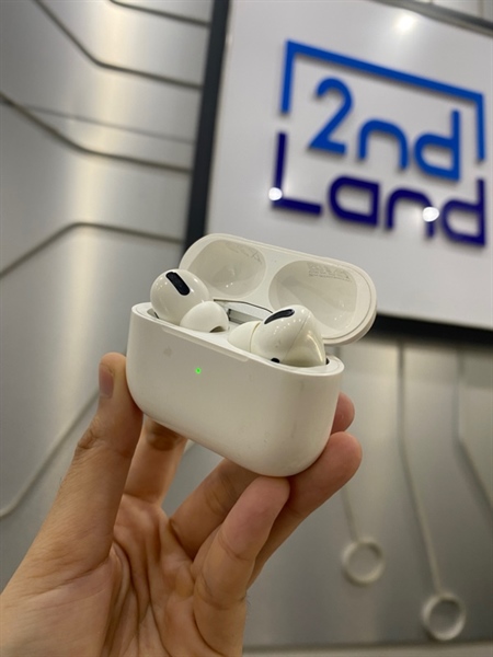 Tai nghe Airpods Pro 1 - Màu trắng - Ngoại hình: 96% - Body 2