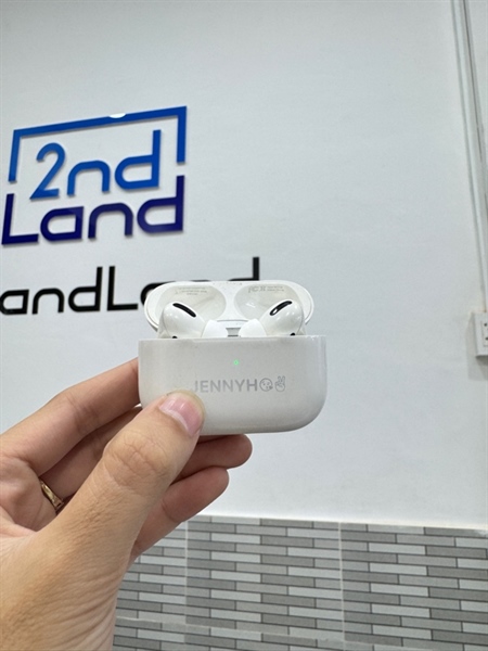Tai nghe Airpods Pro 1 - Màu trắng - Ngoại hình 96% - Mất tìm, có khắc tên - Body 1