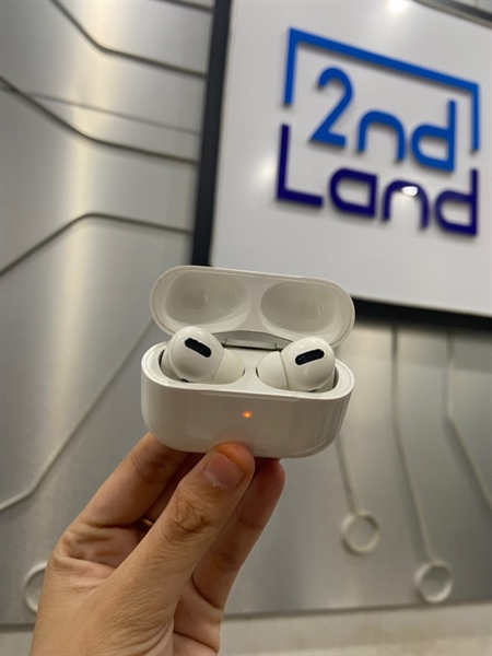 Tai nghe Airpods Pro 1 - Màu trắng - Ngoại hình: 97.5% - Body 1