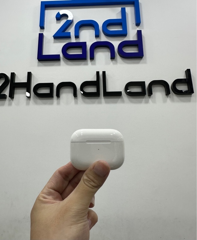 Tai nghe Airpods Pro 1 - Màu trắng - Ngoại hình 97% - Lỗi rè nặng xuyên âm tai trái tai phải hư ,ố, trầy, tai phải hở - Body ( SẢN PHẨM KHÔNG BẢO HÀNH)