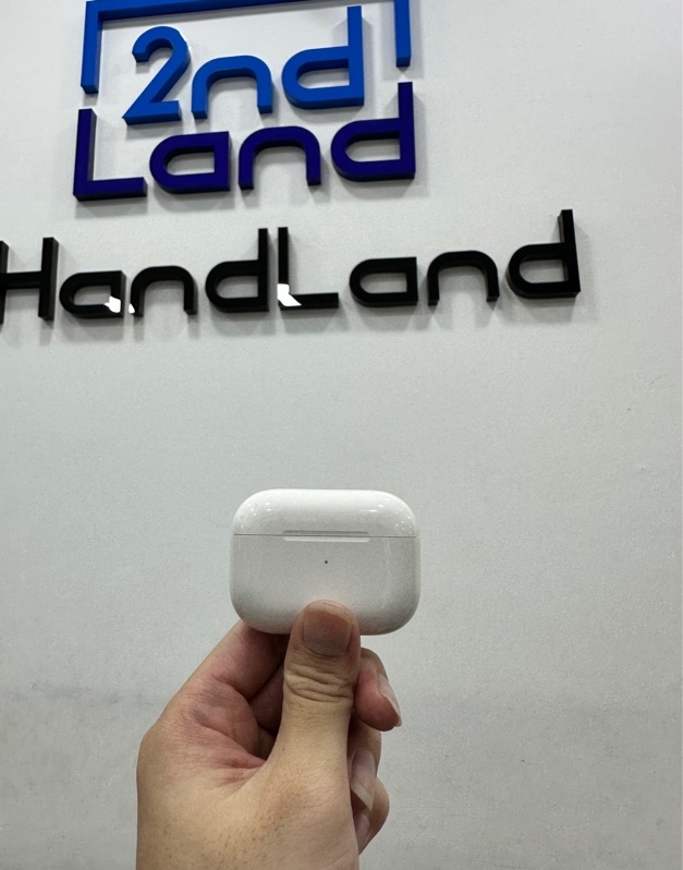 Tai nghe Airpods Pro 1 - Màu trắng - Ngoại hình 97% - Tình trạng lỗi xuyên âm chống ồn tai bên trái - Body
