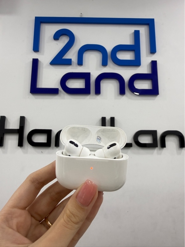 Tai nghe Airpods Pro 1 - Màu trắng - Ngoại hình 97% - trầy - Không phụ kiện