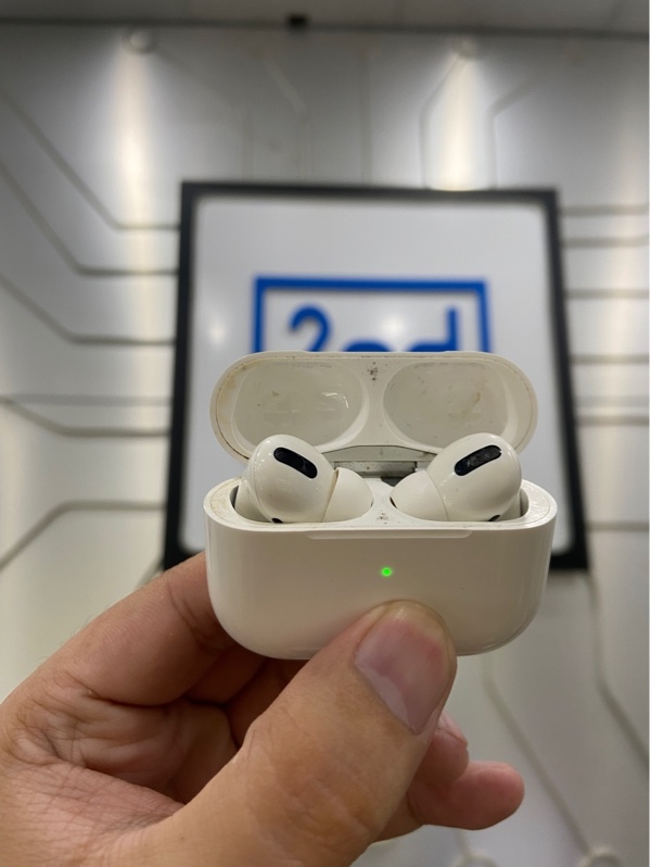 Tai nghe Airpods Pro 1 - Màu trắng - Ngoại hình: 97% - Xước thân - Body