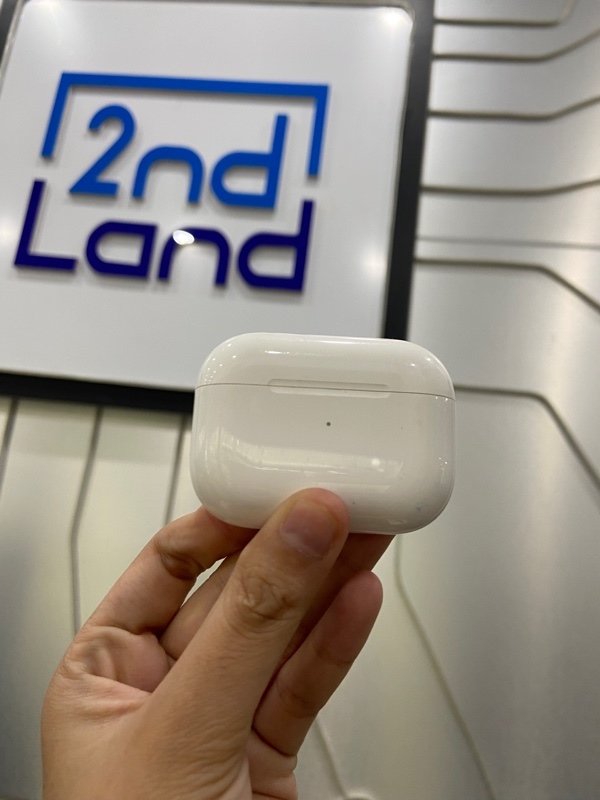 Tai nghe Airpods Pro 1 - Màu trắng - Ngoại hình: 98% - Bị tẹt rè 2 tai - Body - không bảo hành