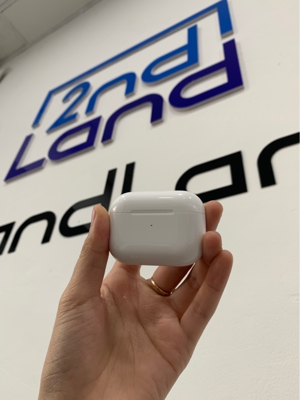 Tai nghe Airpods Pro 1 - Màu trắng - Ngoại hình: 98% - Body