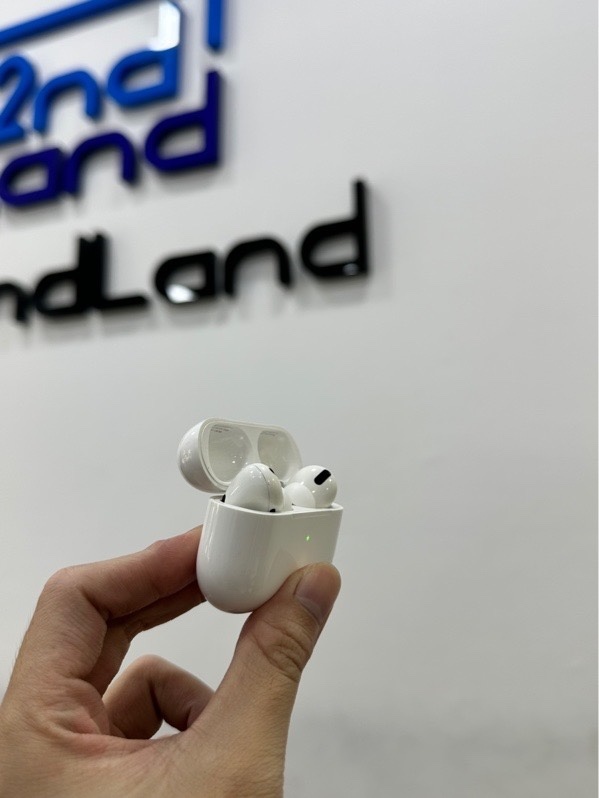 Tai nghe Airpods Pro 1 - Màu trắng - Ngoại hình 98% - Kèm cáp sạc LK