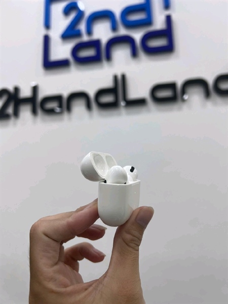 Tai nghe Airpods Pro 1 - Màu trắng - Ngoại hình 98% - Mất tìm - Kèm case 2