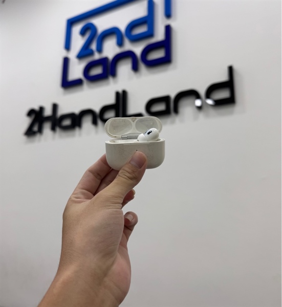 Tai nghe Airpods Pro 2 - Bản lightning - Màu trắng - Ngoại hình 96% - Mất tai trái , case trầy cấn nặng , đệm tai ố , tai trái không nhận , tai phải dính mực - Body ( SẢN PHẨM KHÔNG BẢO HÀNH ) 1