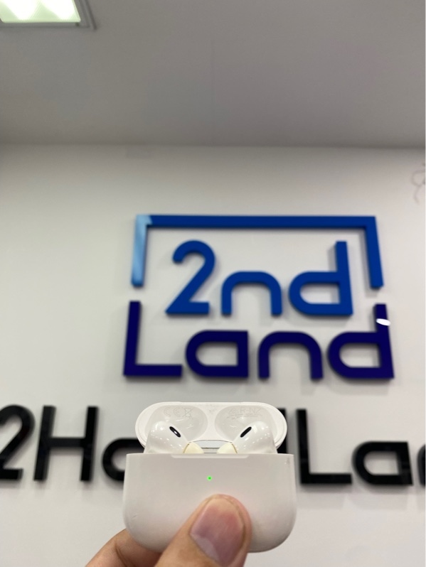 Tai nghe Airpods Pro 2 - Bản Lightning - Màu trắng - Ngoại hình: 97% - Trầy xước - Body