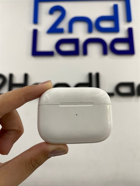 Tai nghe Airpods Pro 2 Lightning - Màu trắng - Ngoại hình 96% - Bản lề hở , case trầy - Body
