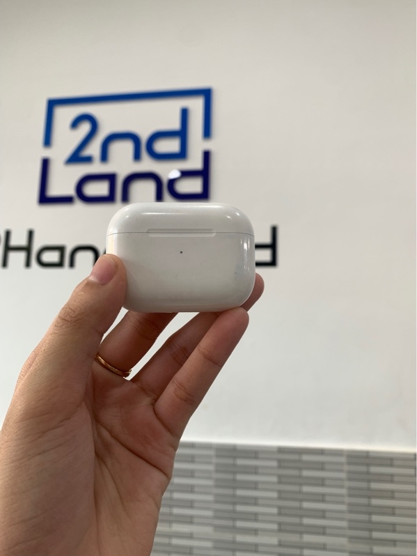 Tai nghe Airpods Pro 2 Lightning - Màu trắng - Ngoại hình: 97% - Trầy, tai phải nứt - Body