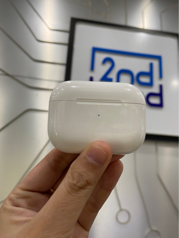 Tai nghe Airpods Pro 2 Lightning - Màu trắng - Ngoại hình: 97% - Trầy xước xung quanh - Body
