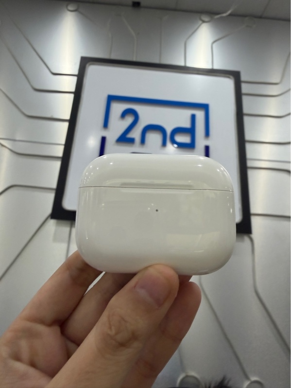 Tai nghe Airpods Pro 2 Lightning - Màu trắng - Ngoại hình 98% - Body