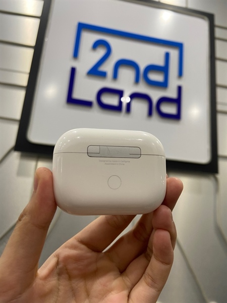Tai nghe Airpods Pro 2 Lightning - Màu trắng - Ngoại hình: 98% - Body 3