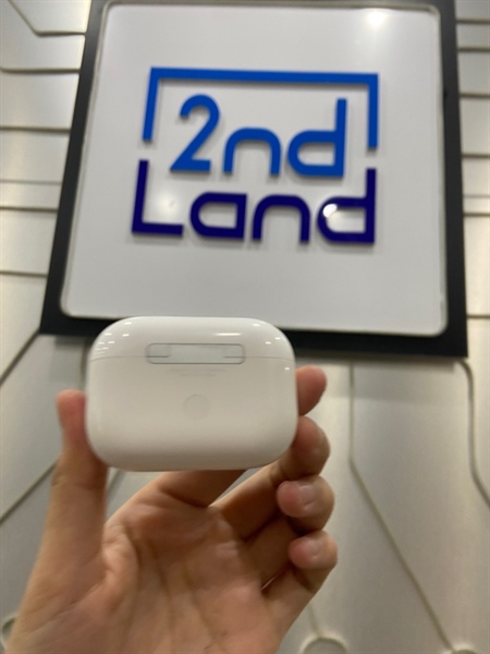 Tai nghe Airpods Pro 2 Lightning - Màu trắng - Ngoại hình: 98% - Body - Kèm case 36