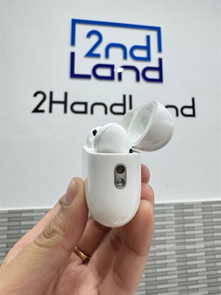 Tai nghe Airpods Pro 2 Lightning - Màu trắng - Ngoại hình: 98% - Nứt tai phải, thay lẻ tai trái, mất tìm - Box 3