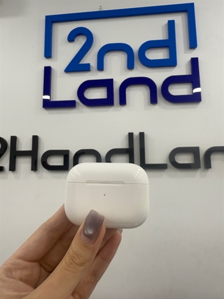 Tai nghe Airpods pro 2 Ligthing - Màu trắng - Ngoại hình 97% - Case trầy , tai nghe ố nhẹ , mất tìm - Body
