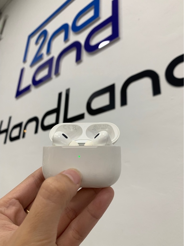 Tai nghe Airpods Pro 2 - Màu trắng - Ngoại hình: 97.5% - Box