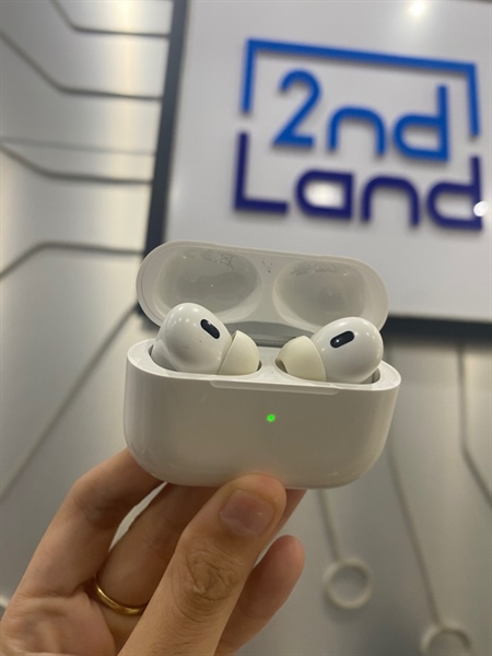 Tai nghe Airpods Pro 2 - Màu trắng - Ngoại hình: 98% - Body 5