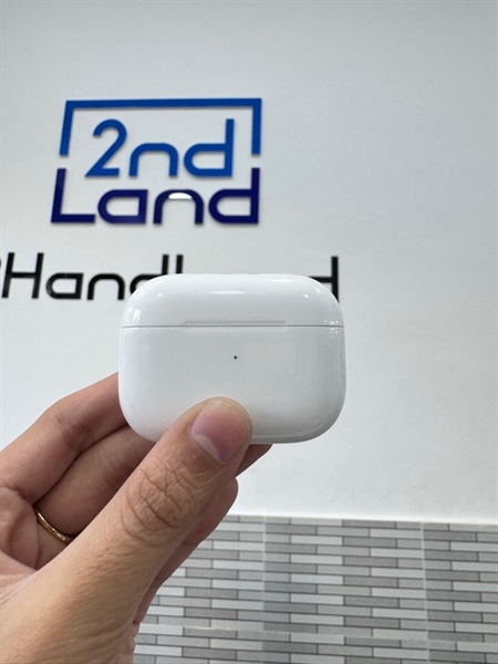Tai nghe Airpods Pro 2 Type C - Bản khắc tên Angel - Ngoại hình 98% - Body