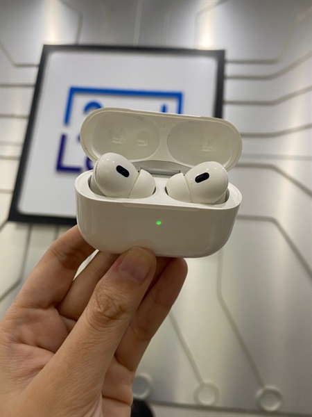 Tai nghe Airpods Pro 2 - Type C - Màu trắng - Ngoại hình: 97.5% - Body 1