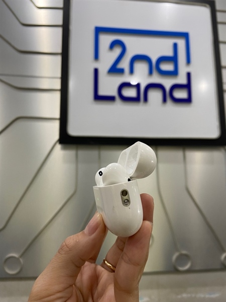 Tai nghe Airpods Pro 2 Type C - Màu trắng - Ngoại hình: 97.5% - Mất tìm - Body 2