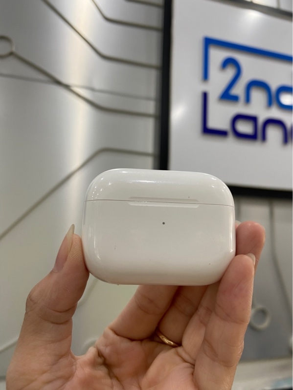 Tai nghe Airpods Pro 2 Type-C - Màu Trắng - Ngoại hình: 97% - Xước thân - Body