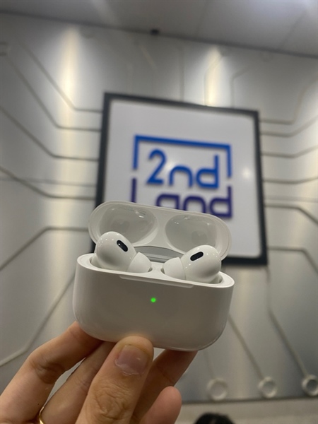 Tai nghe Airpods Pro 2 Type C - Màu trắng - Ngoại hình: 98% - Body - Còn bảo hành hãng đến 01/05/2025 1