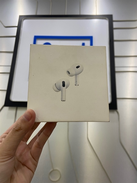 Tai nghe Airpods Pro 2 Type C - Màu trắng - Ngoại hình: 98% - Body - Kèm Box