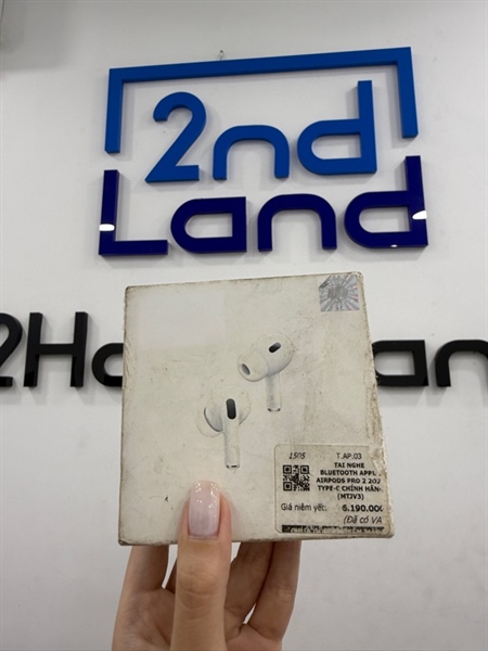 Tai nghe Airpods pro 2 type C - Màu trắng - Ngoại hình 98% - Case trầy - Kèm Box
