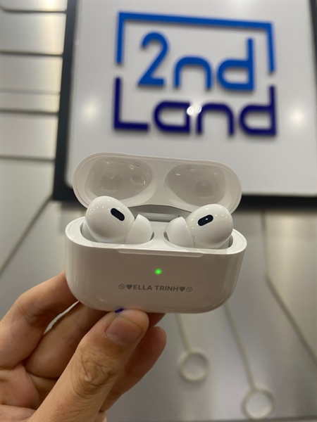 Tai nghe Airpods Pro 2 Type C - Màu trắng - Ngoại hình: 98% - Có khắc tên, mất tìm - Body 1