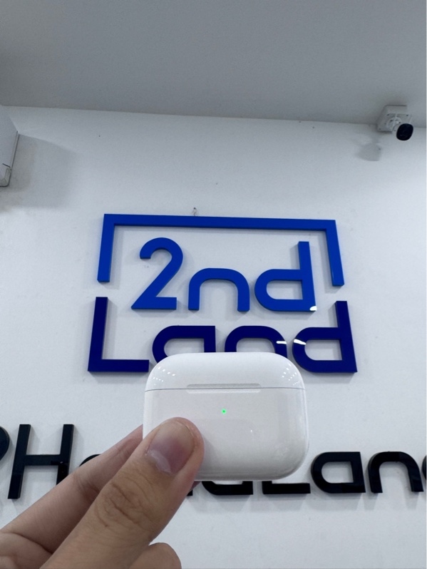 Tai nghe Airpods Pro 2 type C - Màu trắng - Ngoại hình 98% - Fullbox kèm sạc linh kiện