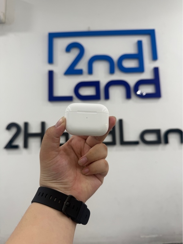 Tai nghe Airpods pro 2 type C - Màu trắng - Ngoại hình 98% - Trầy , mất tìm - Body