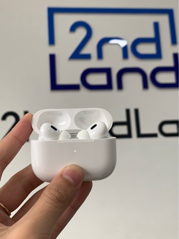 Tai nghe Airpods Pro 2 Type C - Màu trắng - Ngoại hình: 99% - Body