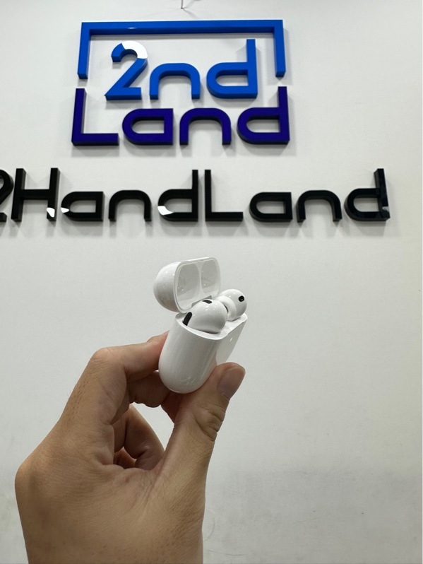 Tai nghe Airpods Pro 3 - Màu trắng - Ngoại hình 97.5% - Fullbox
