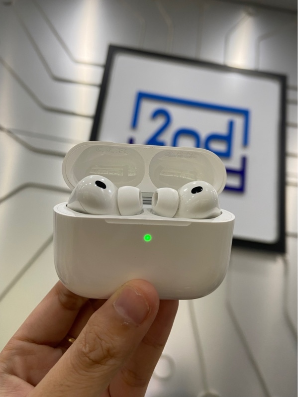 Tai nghe Airpods Pro 3 - Màu trắng - Ngoại hình: 97.5% - FullBox - Còn bảo hành đến 5/2027