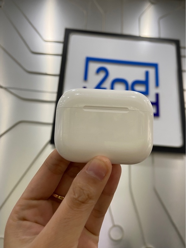 Tai nghe Airpods Pro 3 - Màu trắng - Ngoại hình: 97% - Body