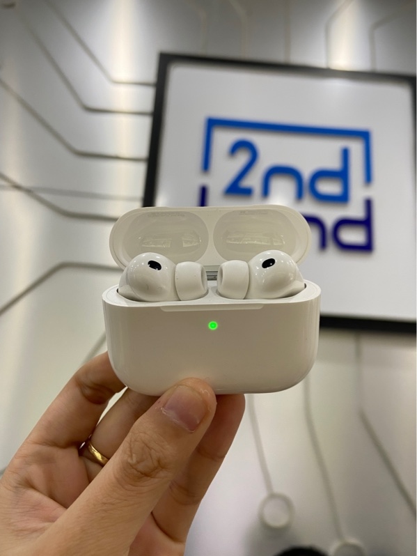 Tai nghe Airpods Pro 3 - Màu trắng - Ngoại hình: 97% - Body