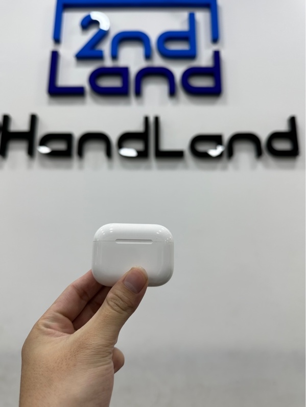 Tai nghe Airpods Pro 3 - Màu trắng - Ngoại hình 98% - Fullbox