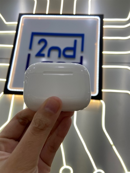 Tai nghe Airpods Pro 3 - Màu trắng - Ngoại hình: 98% - FullBox 1